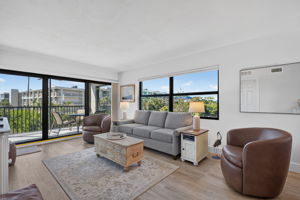 Living Room 4 of 4
