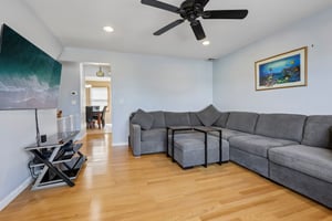 Garibaldi Ave-S1308-018.jpg