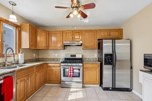 Garibaldi Ave-S1308-026.jpg