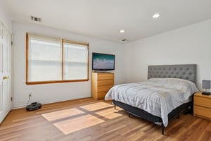 Garibaldi Ave-S1308-037.jpg