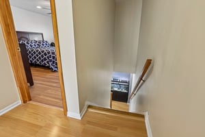 Garibaldi Ave-S1308-043.jpg