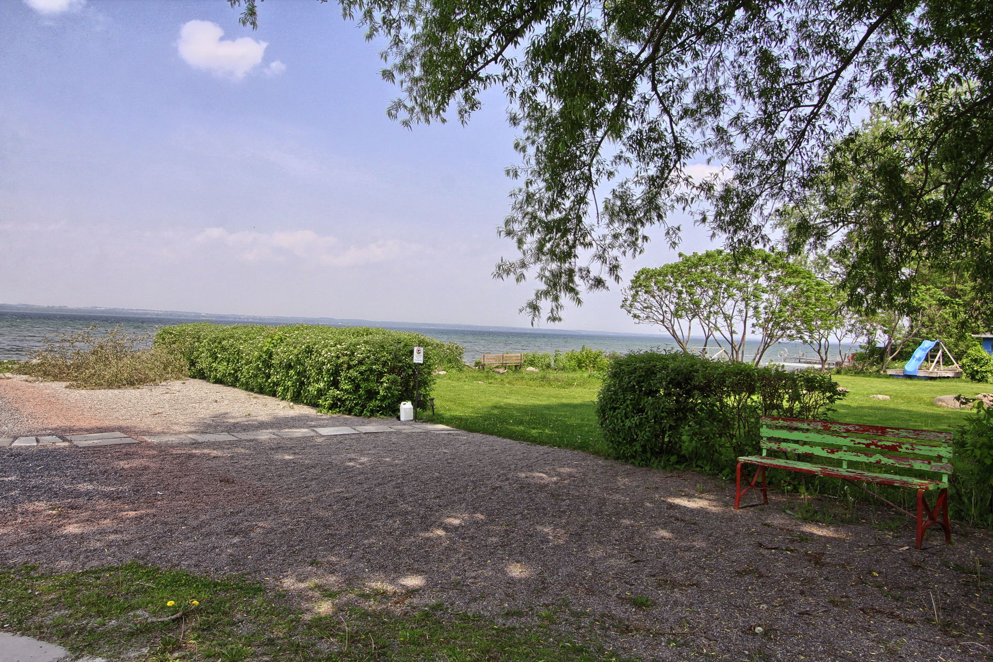  Photo 44
