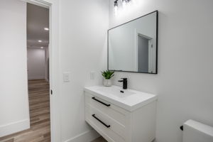  Photo 34