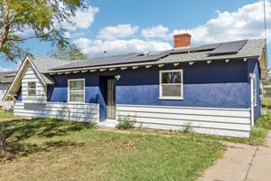 W 12th St-S2703-003.jpg