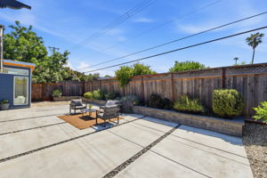  Photo 30