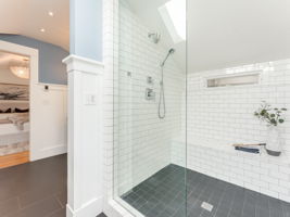 Primary Suite Bathroom