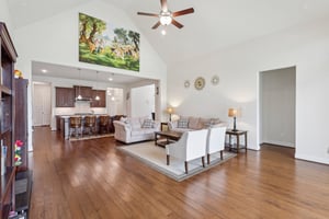 Haywood Ln-1805-006.jpg