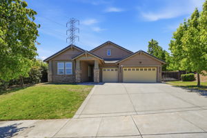 001_F8_2742 St Andrews Dr