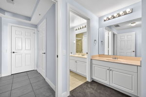 Guest Bathroom 2 - 1 of 2