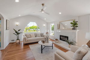 007_2744 Rheem Ave 