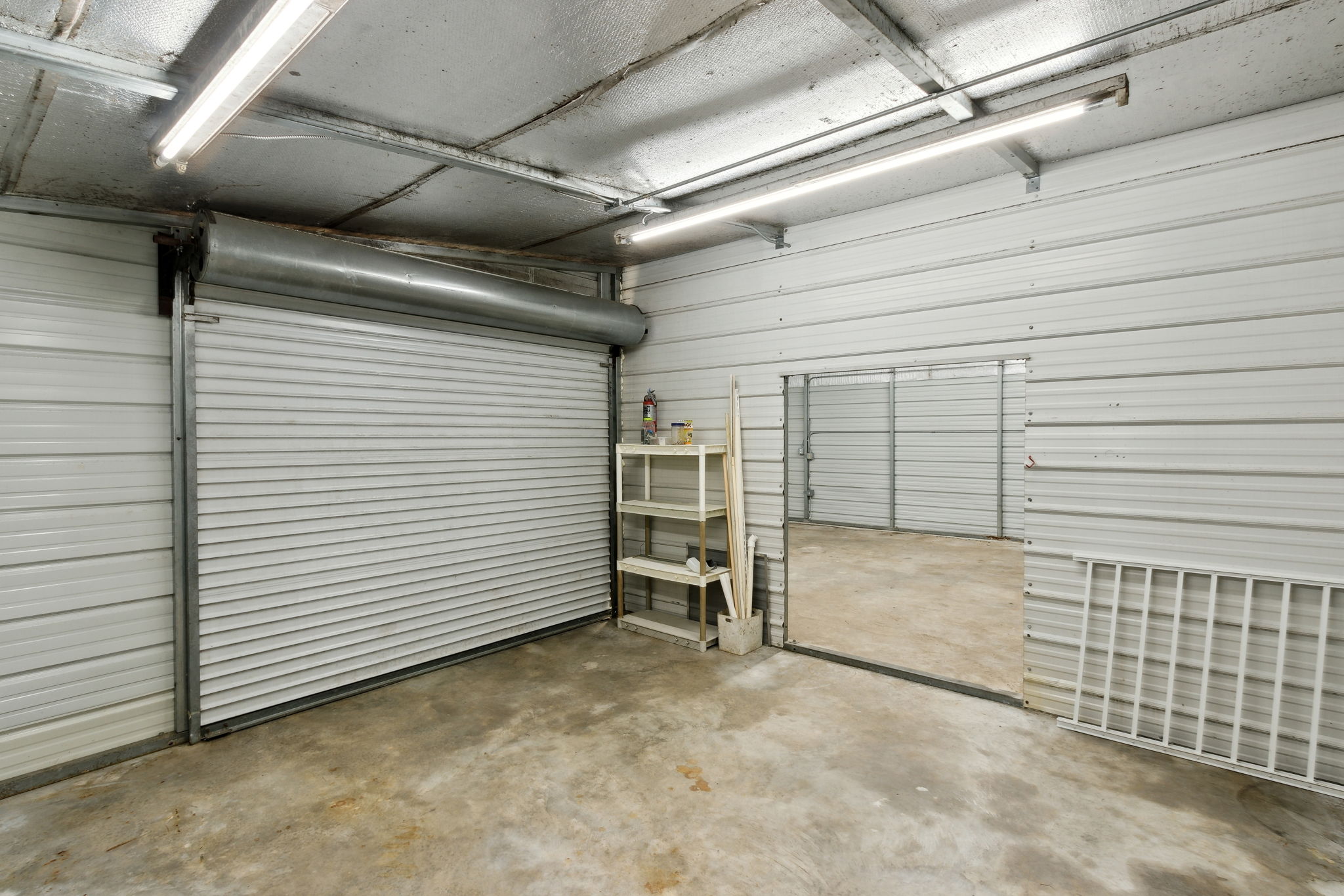 Carport/Garage