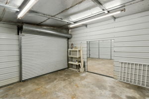 Carport/Garage