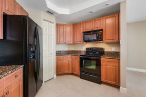  2745 First St Unit 1301, Fort Myers, FL 33916, US Photo 5
