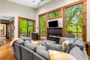 2745 Galloway Rd, Blue Ridge, GA 30513, USA Photo 22