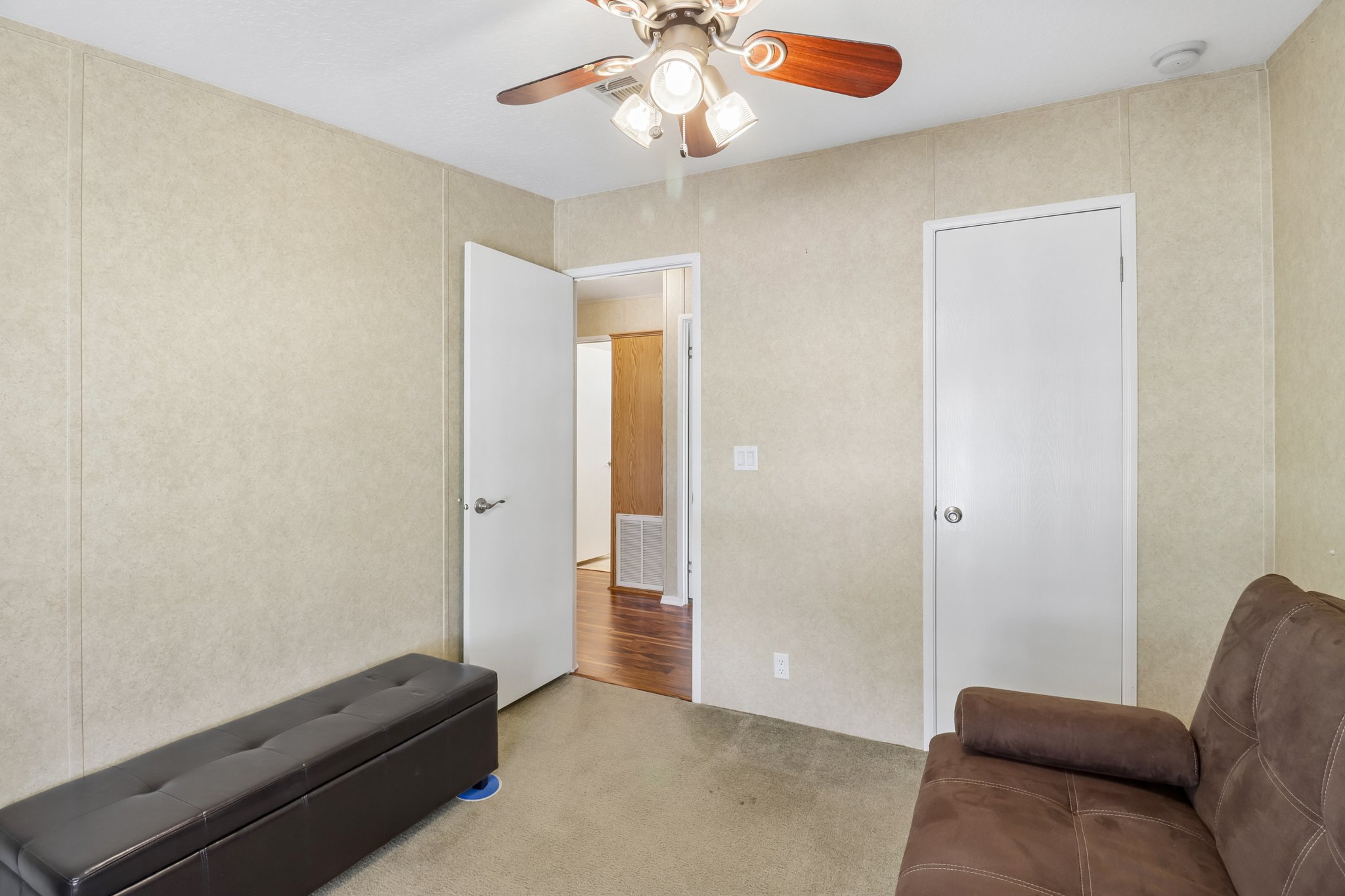 Vindale Rd-S1510-017.jpg