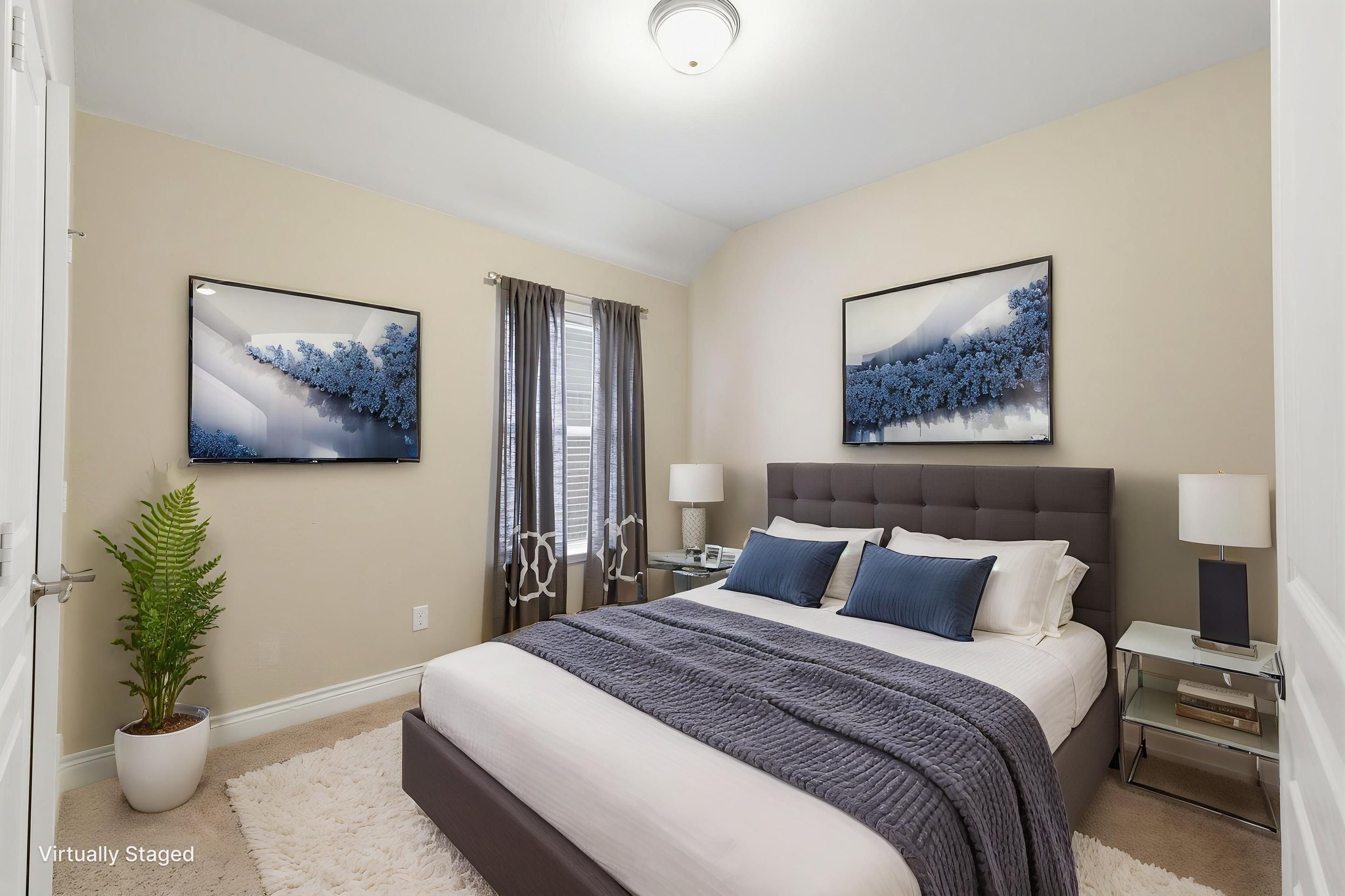 8Y8A0611_autoremove_24282781 virtually staged.jpeg