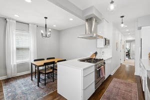 2747 N Spaulding Ave 2_019.jpg