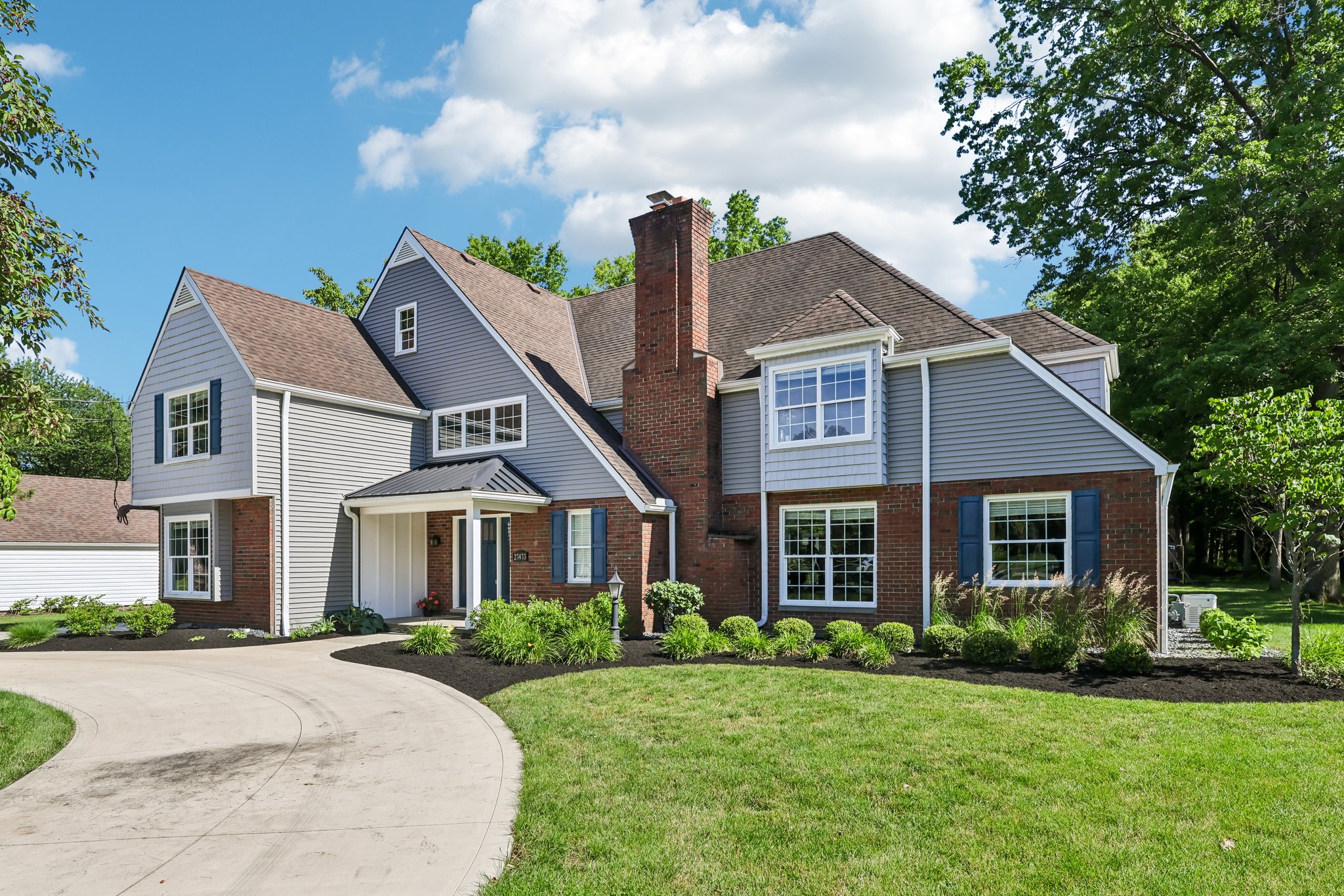 Dellwood Dr-S2506-002.jpg