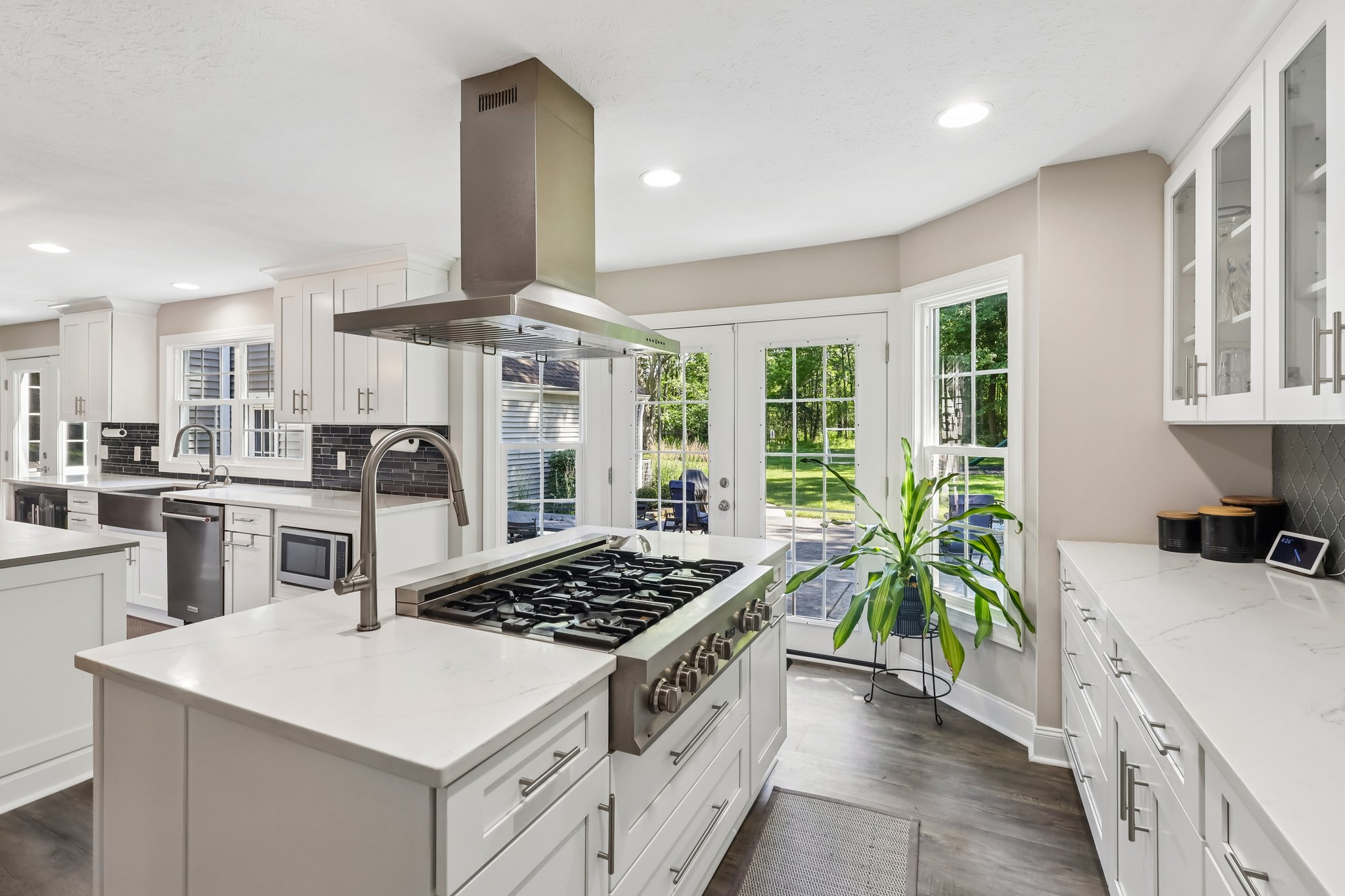 Dellwood Dr-S2506-044.jpg