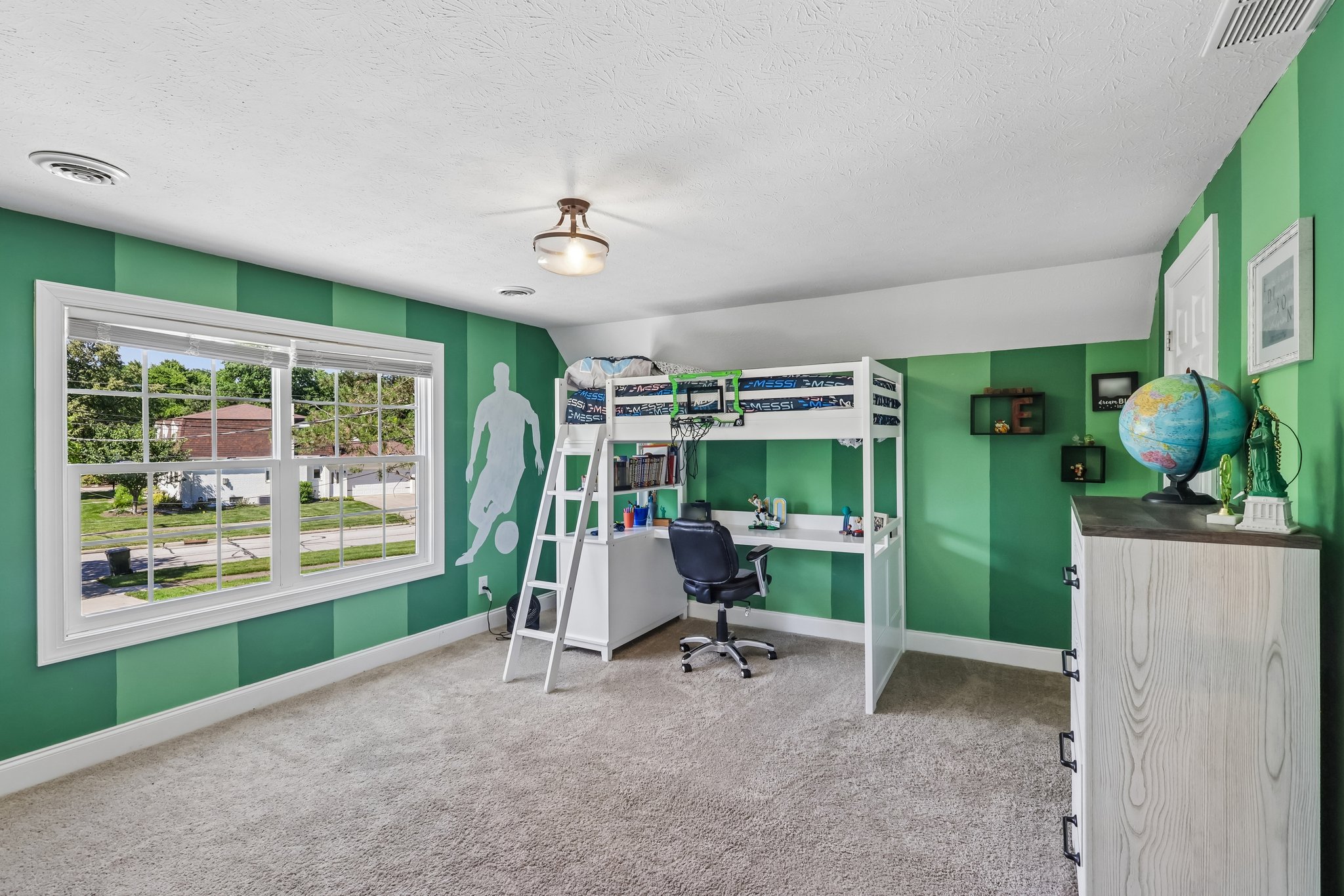 Dellwood Dr-S2506-049.jpg