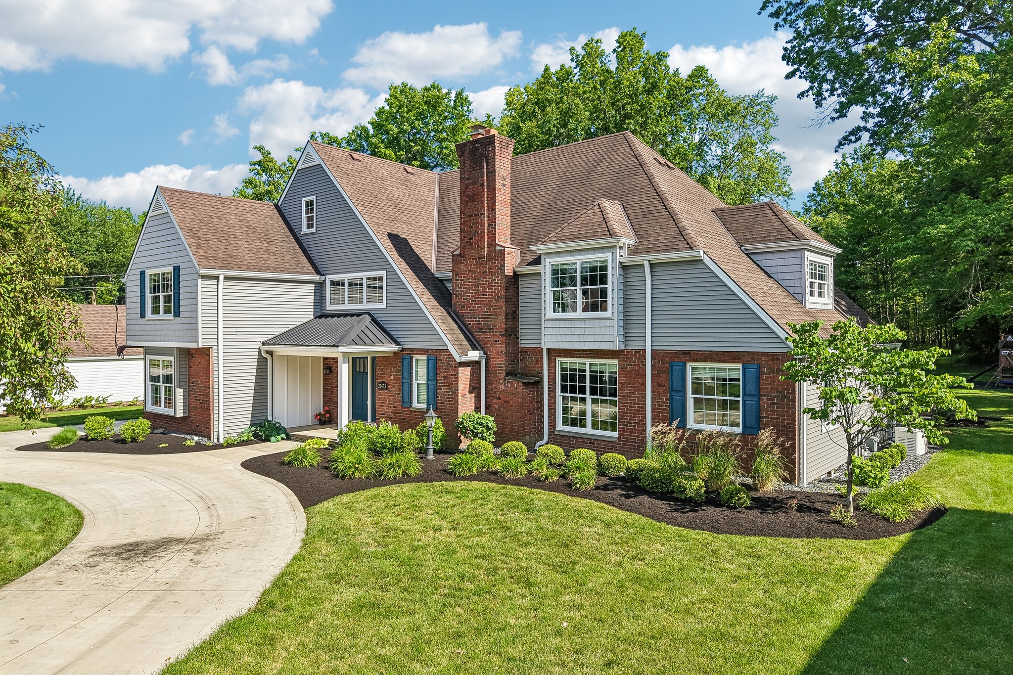 Dellwood Dr-S2506-090.jpg