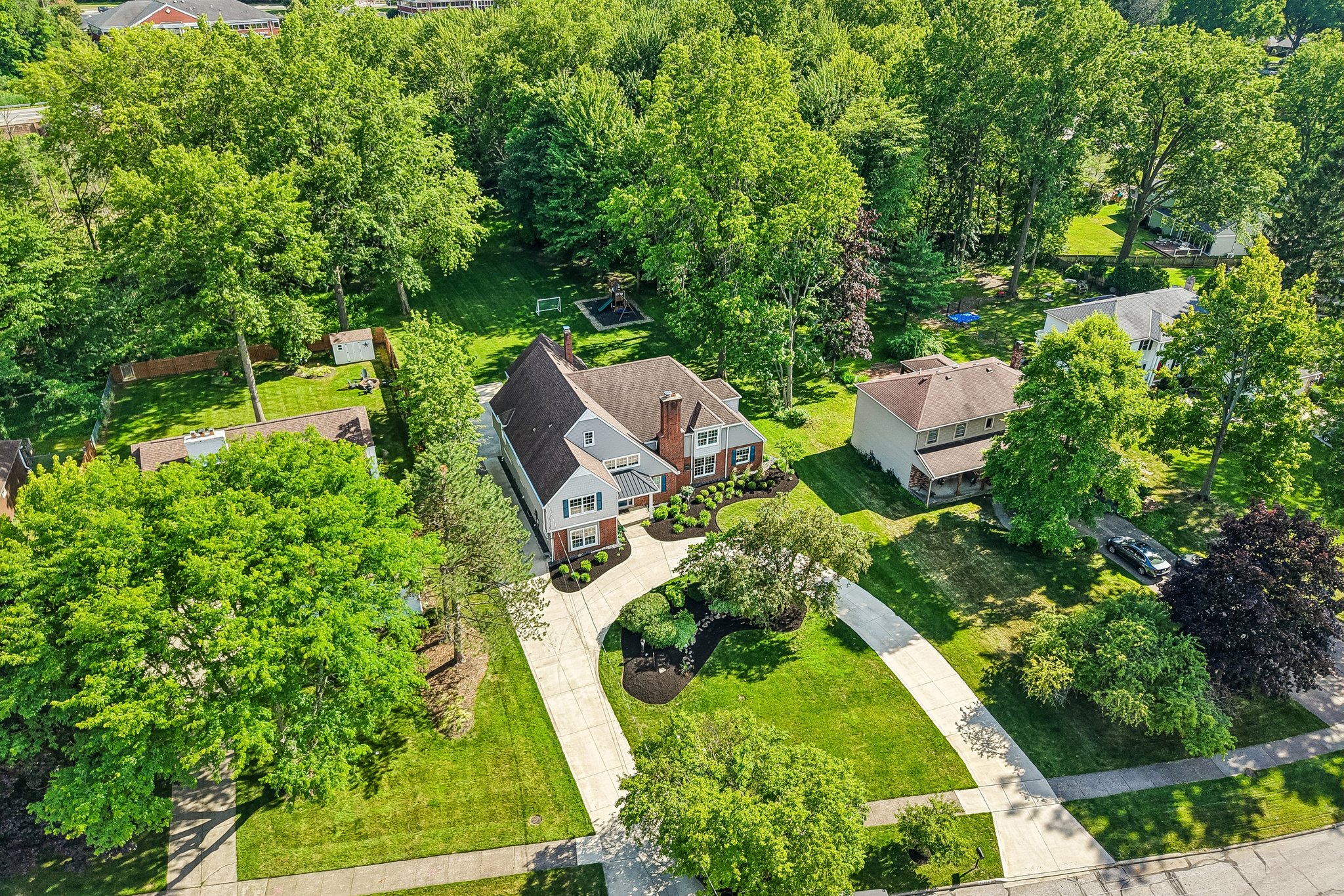 Dellwood Dr-S2506-100.jpg