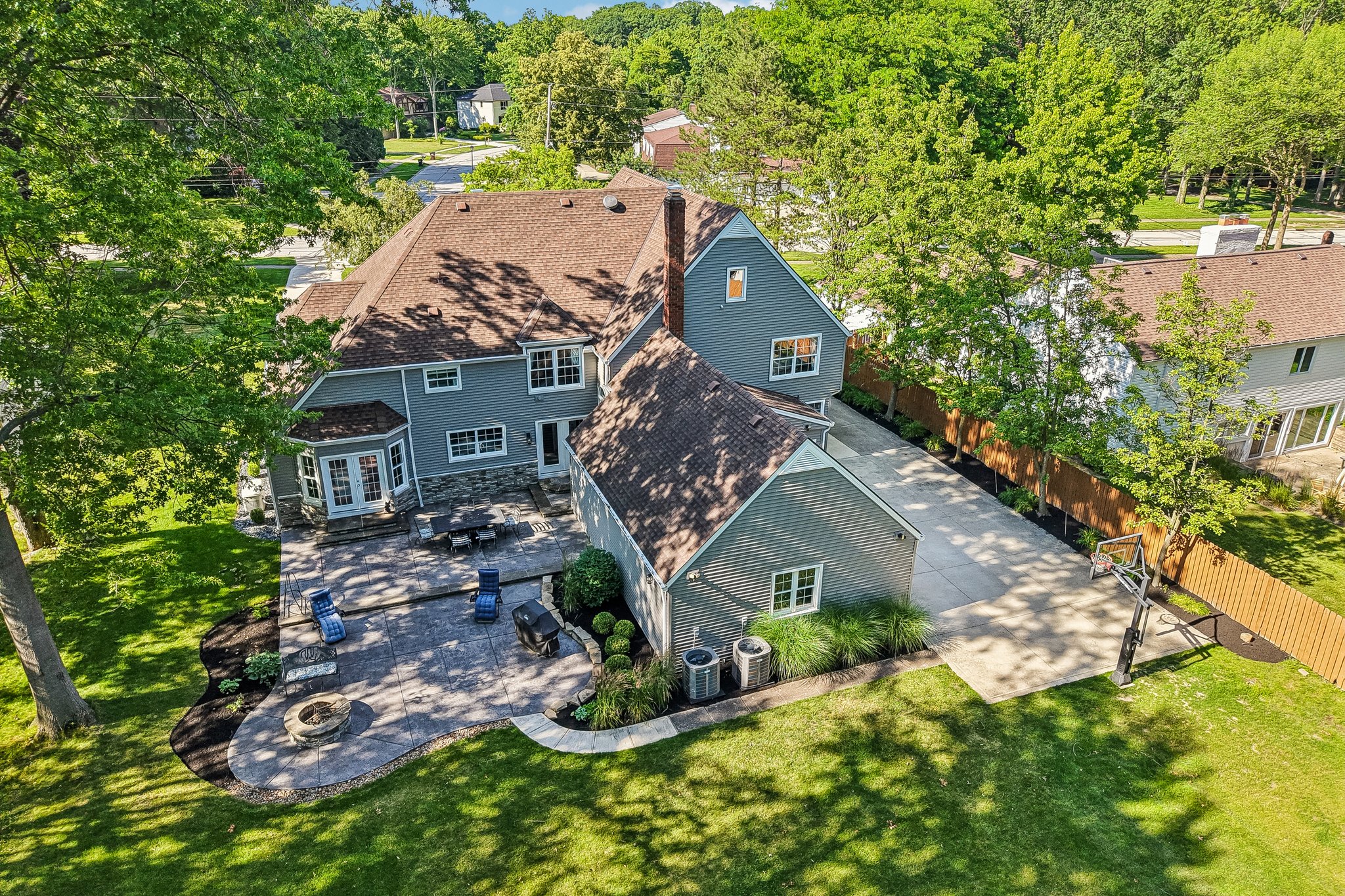 Dellwood Dr-S2506-102.jpg