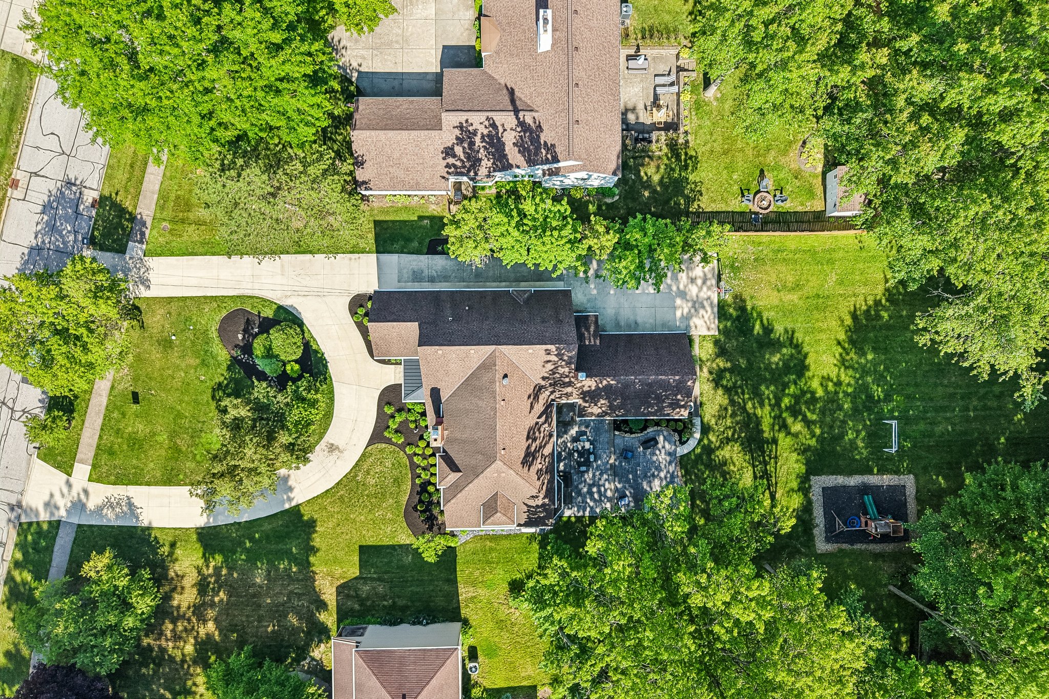 Dellwood Dr-S2506-111.jpg