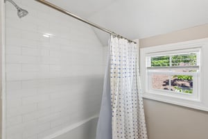 Dellwood Dr-S2506-052.jpg