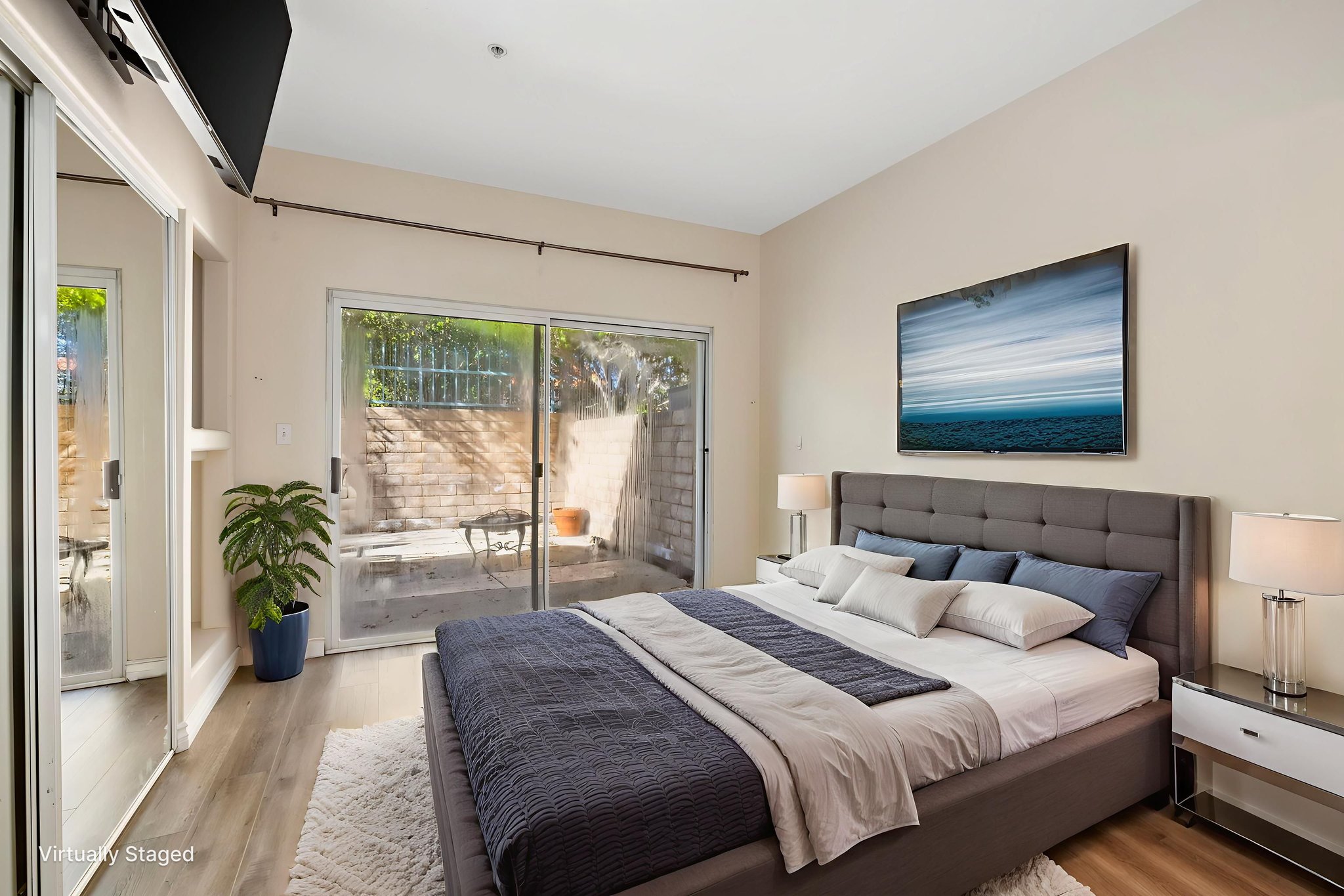 1A1A9221 virtually staged.jpeg