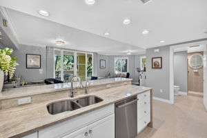 RS - Kitchen 3 of 3