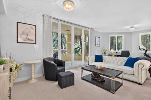RS - Living Room 3 of 4
