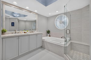 RS - Primary Bathroom 1 of 2