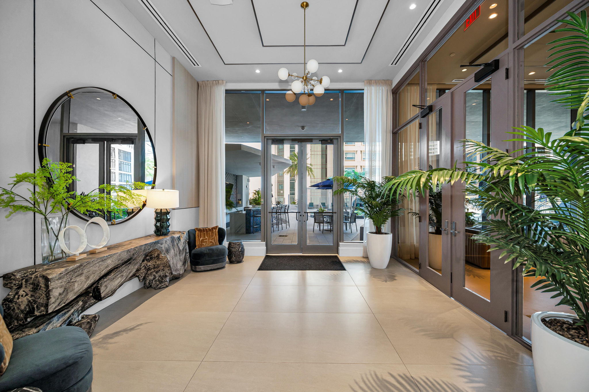 Social Room Entry2