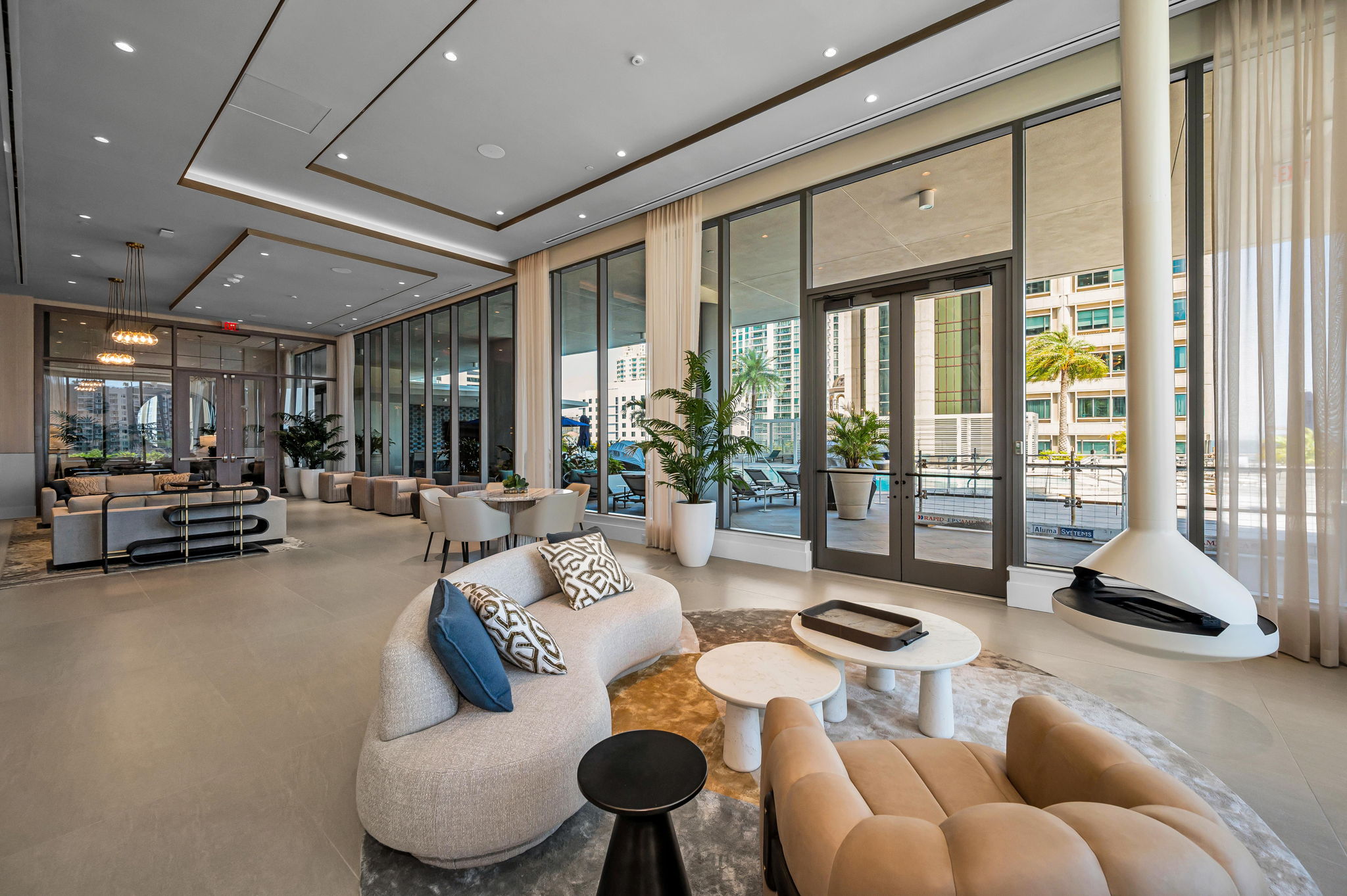 Social Room11