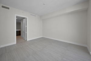 Primary Bedroom1c