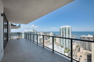 Balcony9
