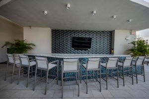 Pool Bar1