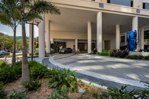 Entrance3