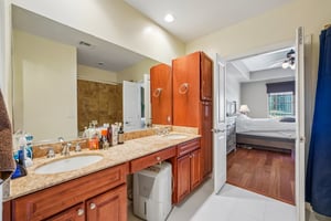 Bayshore Blvd 1204-S2310-033.jpg