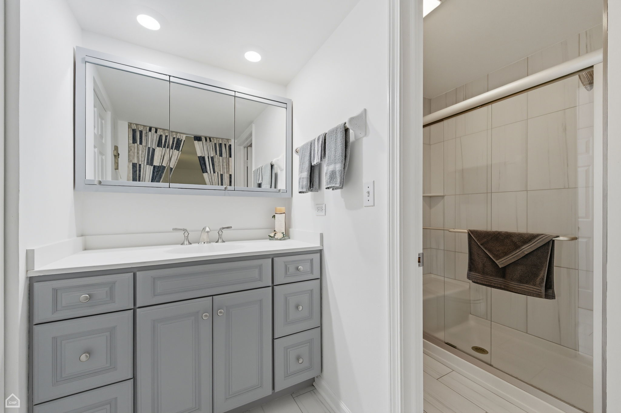 275 Essex Ct - Joshua Kosar_017
