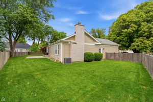 275 Essex Ct - Joshua Kosar_004