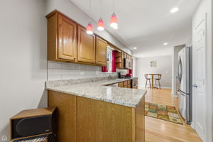 275 Essex Ct - Joshua Kosar_009