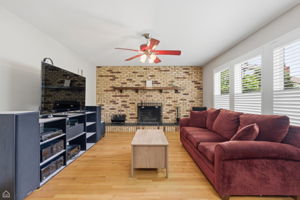 275 Essex Ct - Joshua Kosar_011