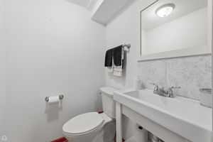 275 Essex Ct - Joshua Kosar_019