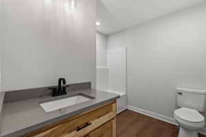  Photo 23