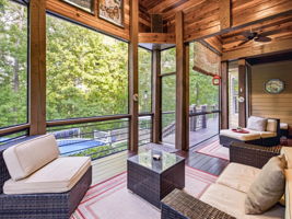 015-Screened Porch