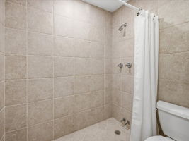 057-Hall Bath