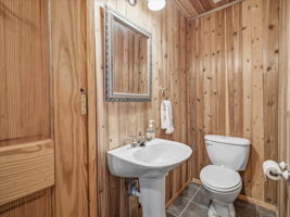 080-Half Bath