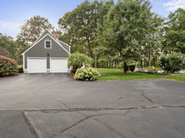 275 Pleasant St, Dunstable, MA 59